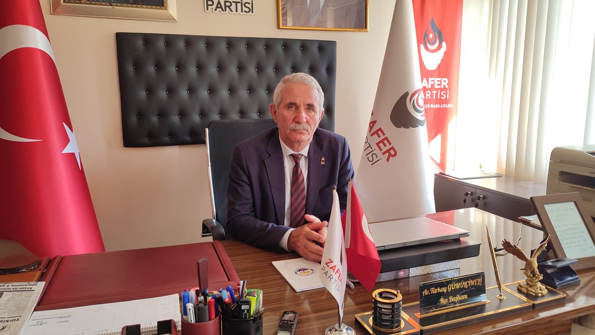 zaferedirne's tweet photo. Genel Başkan Yardımcımız Nihat Babaözü :
🎤"Ekonomik sıkıntılar var. Bu ekonomik sıkıntılara bağlı olarak Edirne’nin bulunduğu konum da ayrı bir önem taşıyor. Sınıra çok yakın bir şehirde yaşıyoruz. https://t.co/2CP6VWWhrS