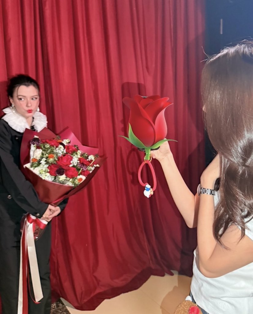 srfbpfk's tweet photo. ก็แฟนผมสวย

#srchafreen #beckysangels 
#ฟรีนเบค #FreenBecky https://t.co/4WsLoFez6W