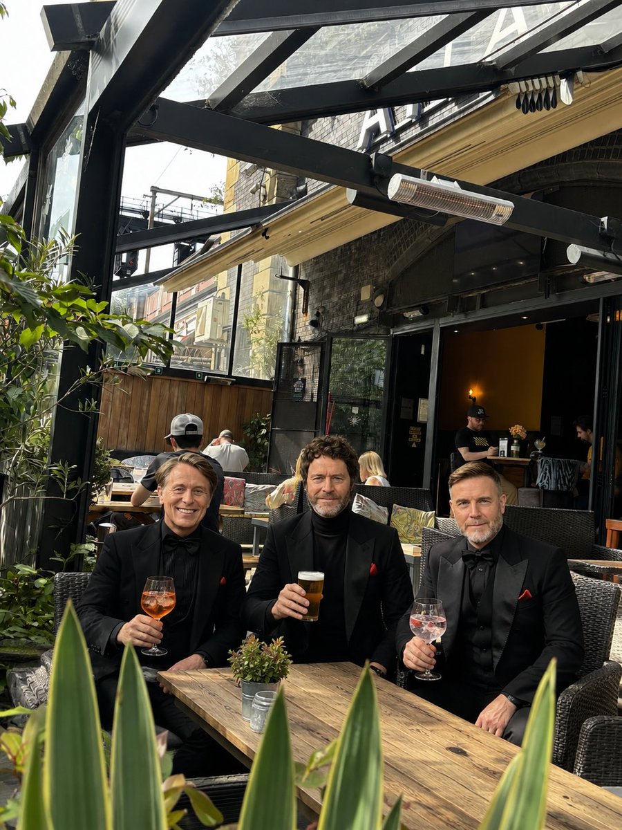TheGinBible's tweet photo. "Whatever I Said, Whatever I Did… I’m getting a #gin first" 🎶🎤
Heading to @takethat this weekend #Manchester? Why not start here with us @TheAtlasBar🍸
570+ gins, ice-cold pints & good vibes before the gig 🎶
(Take That may be AI generated… but the gin definitely isn’t) 😉 https://t.co/gxnXqfu1KL