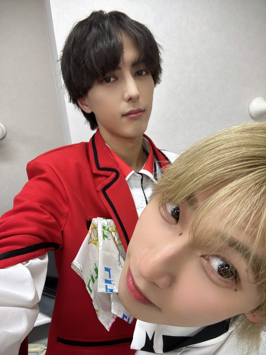 ToMoYA_LIT's tweet photo. 新星堂アスナル金山店トークライブありがとうございました！２回目のトークライブ今回も沢山見に来てくれて嬉しかった✨️

明日はアスナル金山ちあぼです！
フリーライブだからお気軽に遊びに来てね https://t.co/FfIvAn59yh