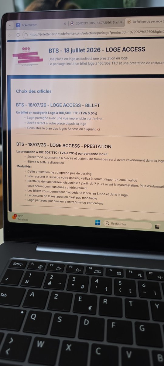 Dane2403's tweet photo. Il.y a encore des loges access https://t.co/rGHWk3CwFT