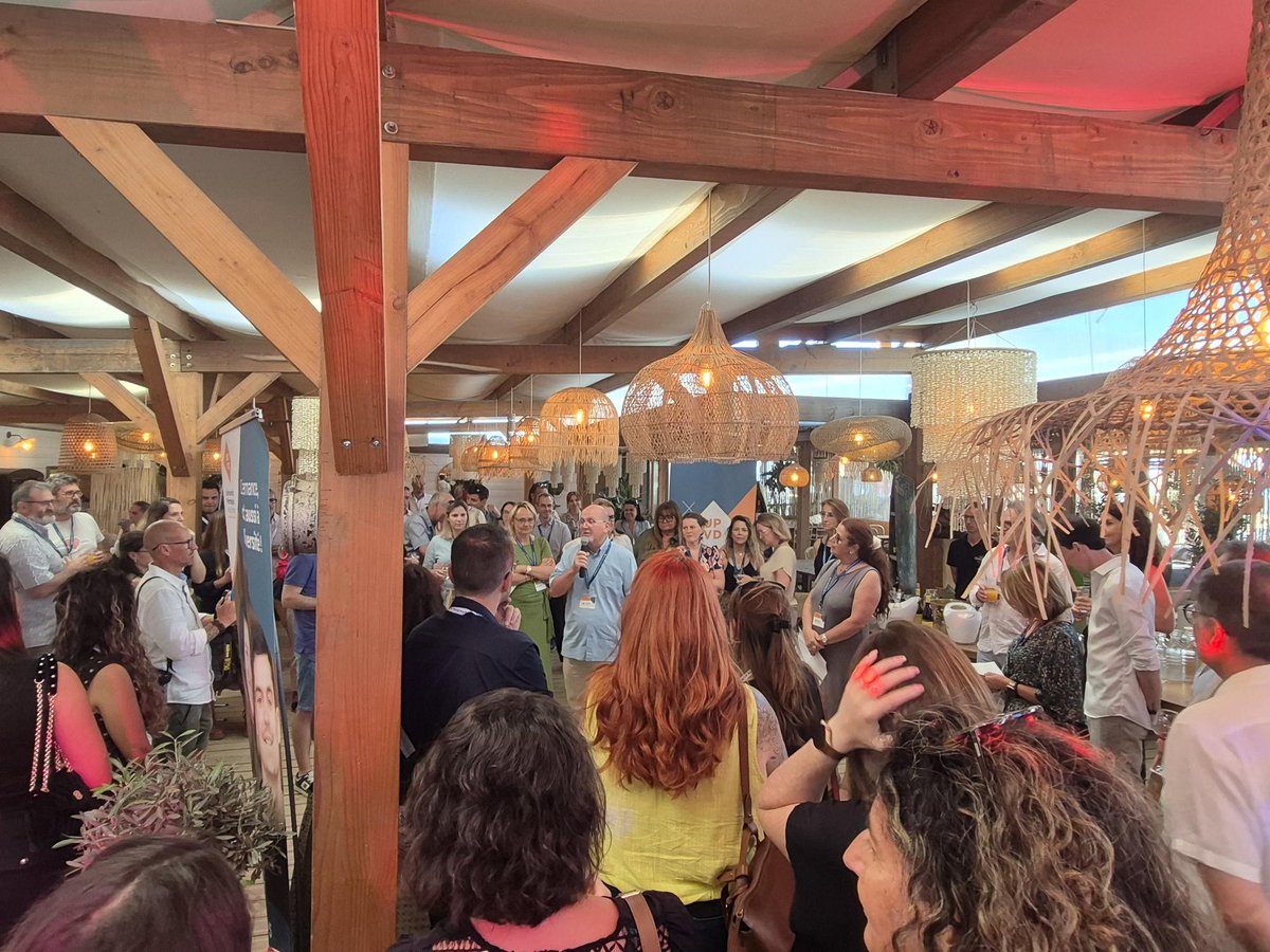 NeosupPerpignan's tweet photo. Merci à l'@SFC_UPVD pour son invitation à la Soirée Alternance organisée hier aux Voiles Blanches à Canet-en-Roussillon.

Cette rencontre a été l’occasion d’échanger avec les nombreux acteurs engagés dans le développement des compétences sur notre territoire.

#EnseignementSup https://t.co/Enml09hG6t