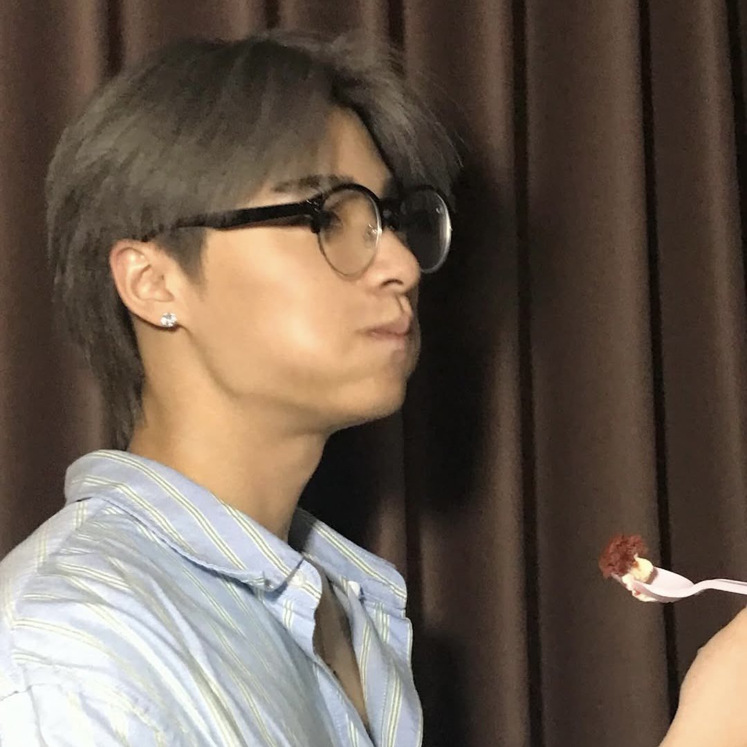 monchhiboo's tweet photo. * ตุ๊บป่อง ตุ๊บป่อง ( พองing >< ) ✳️♥️🦮 https://t.co/YcBk0CUBZo