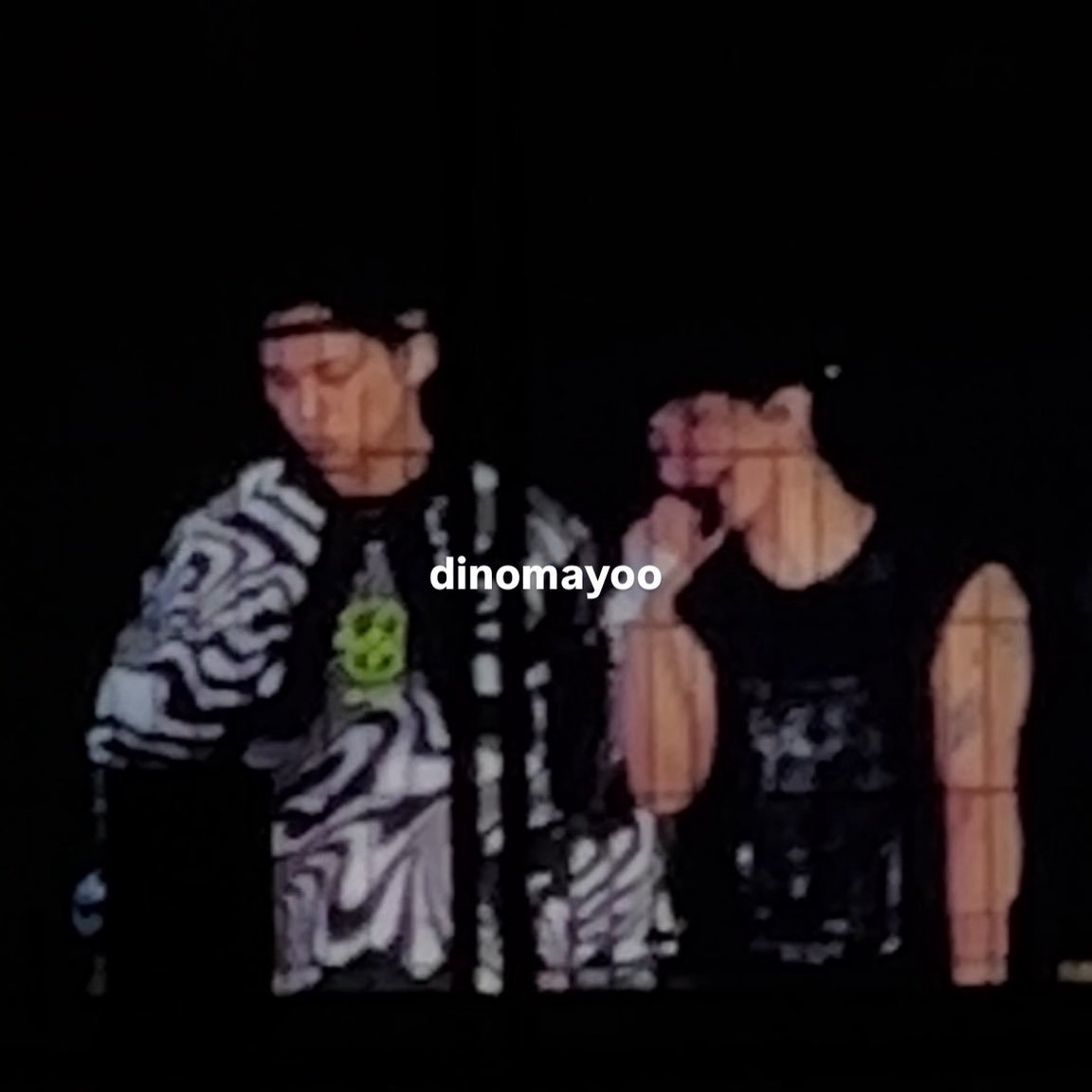 kyeomties's tweet photo. seokgyu 😭😭 dokyeom's arms out in rehearsal
cr: dinomayoo https://t.co/LZp9nhJAUH