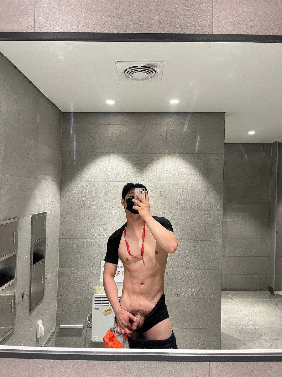 hesheepgay's tweet photo. 19금 가기전에, 일터에서

인스타 / 트위터 https://t.co/NaFZhsCRo4