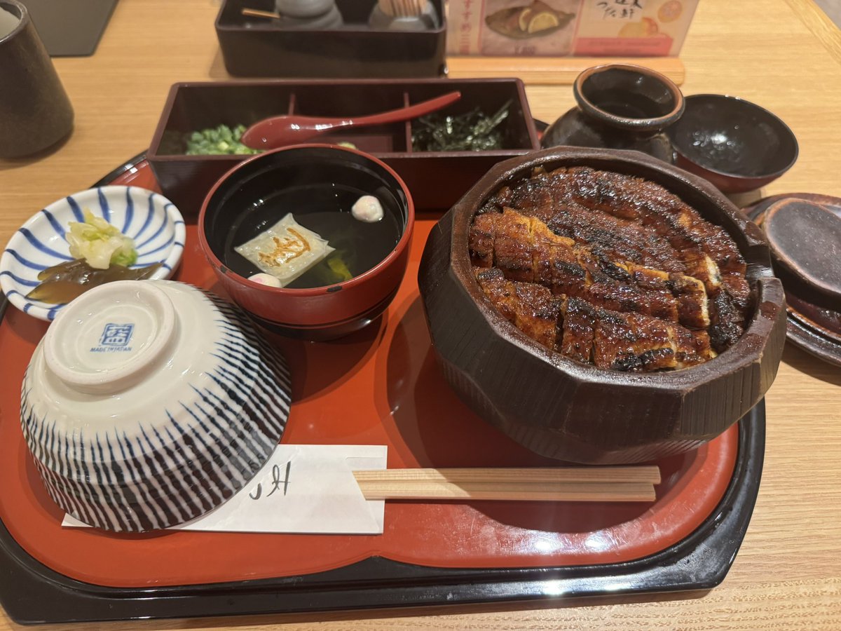 mission0629's tweet photo. 久しぶりの名古屋めし https://t.co/LXnPAGrADn