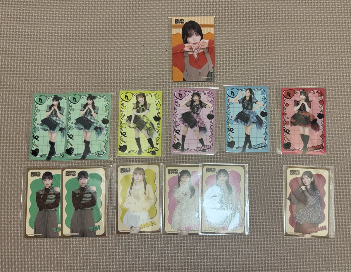 q40604's tweet photo. FRUITS ZIPPER すきくじ　はちゃめちゃわちゃライフ

譲　画像

求　仲川　できれば同賞

#ふるっぱー交換 https://t.co/FNG1mYdJa8