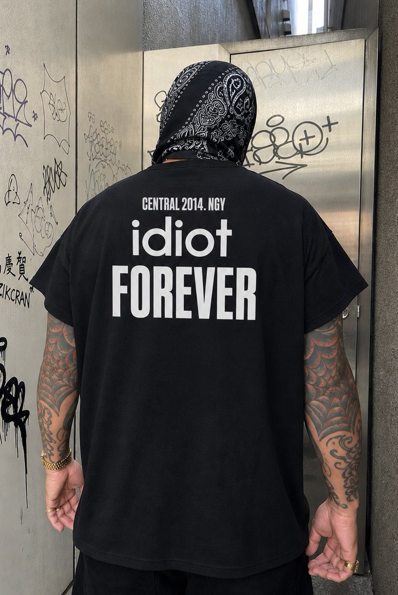Isamcloser's tweet photo. 💥💥idio✞ FOREVER💥💥 https://t.co/U7NpZKnM0v