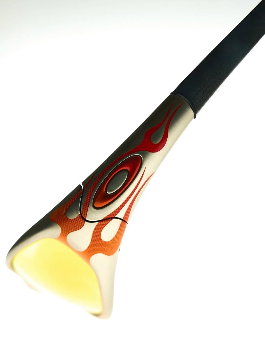 Shtreetwear's tweet photo. 1999 Oakley Straight Jacket "Flame" https://t.co/GHSzRgfA8n