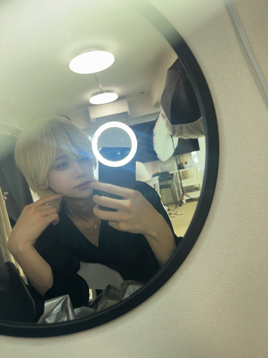 roro_hinata's tweet photo. 黒シャツ好きでしょ https://t.co/03nstJDqvO
