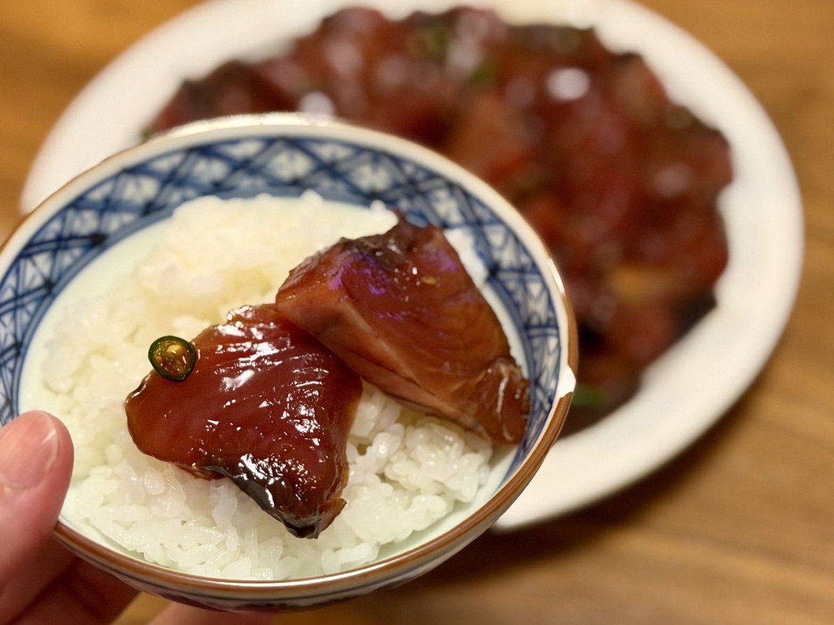 _maicos_'s tweet photo. これを、こう！

スーパーの微妙なカツオも青唐辛子で漬けにすれば最高よ https://t.co/7VbxQo3puN