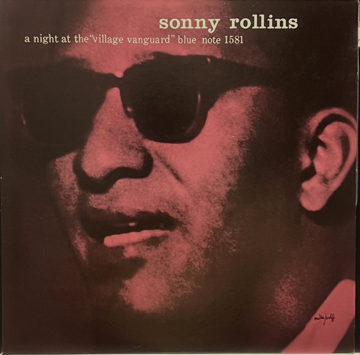 elasticrockHN's tweet photo. #暗闇に浮かび上がるフェイスジャケ貼ろうぜ 
Sonny Rollins https://t.co/zZK3oGG43j