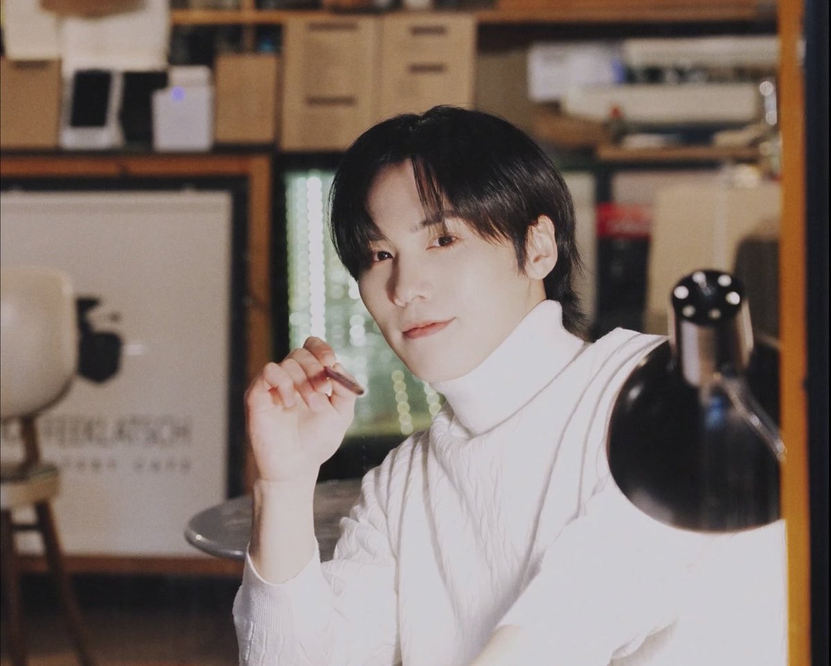 Hyukchoigo104's tweet photo. 햇빛이 쨍쨍했던 라키 자리☕️☀️ https://t.co/3Ui7ENAthp