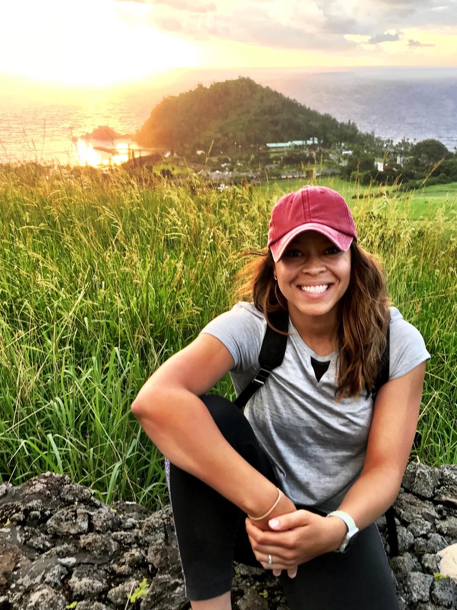 CoachJBurton's tweet photo. The big 3-0!! Help me wish this beautiful and amazing woman of ours a happy birthday!! I hope this year and this decade bring nothing but joy and love like you give to so many people! Love you! @MrsAlexyndraB https://t.co/87pQ44qvvL