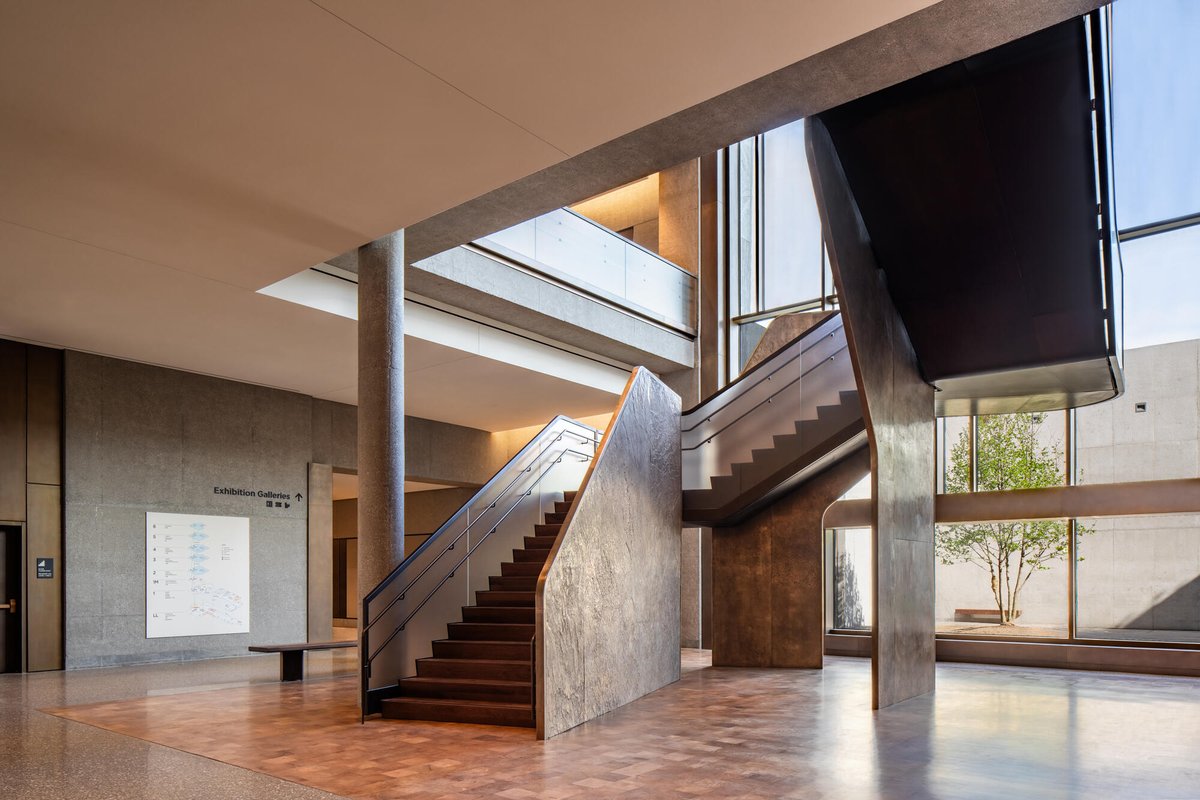 worldarchitects's tweet photo. The Obama Presidential Center opens June 19 on Chicago’s South Side, celebrating Barack Obama’s legacy and fostering positive change through education, community, and leadership.
https://t.co/MSJeaw7KC1

📸Angie McMonigal, courtesy of the #ObamaFoundation https://t.co/vwiFtW0t9J
