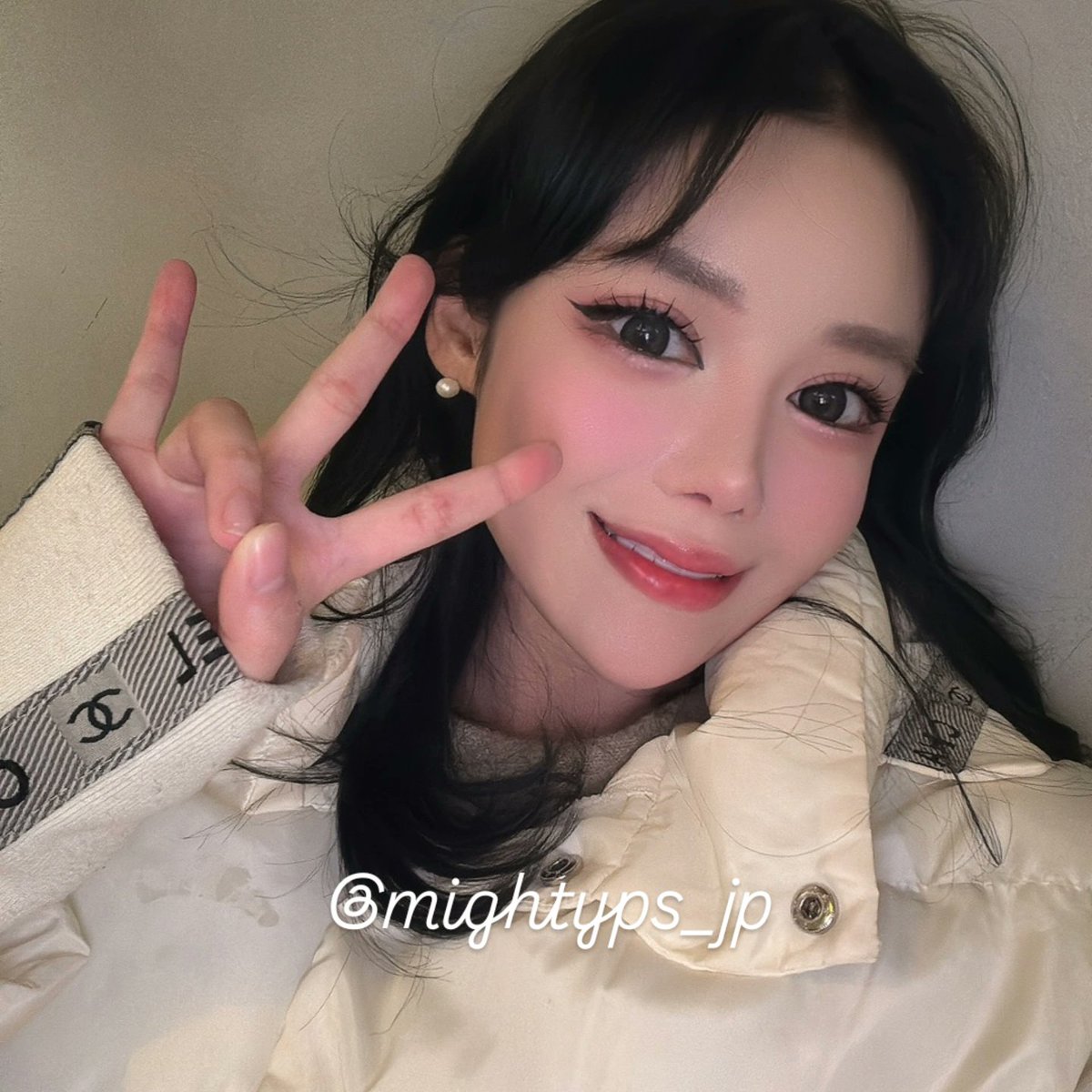 mightyps_jp's tweet photo. 【今日のリアル口コミ】「パク院長のカウンセリングが丁寧すぎて、それだけで安心した。通訳さんも手術中ずっと手を握っててくれて、日本でやるより心強かった😭」
日本の患者様から毎日届くDMがスタッフの励みです。マイティーを選んで良かったと思わせる自信、あります。 

#整形レポ https://t.co/GFpzSmW4hv