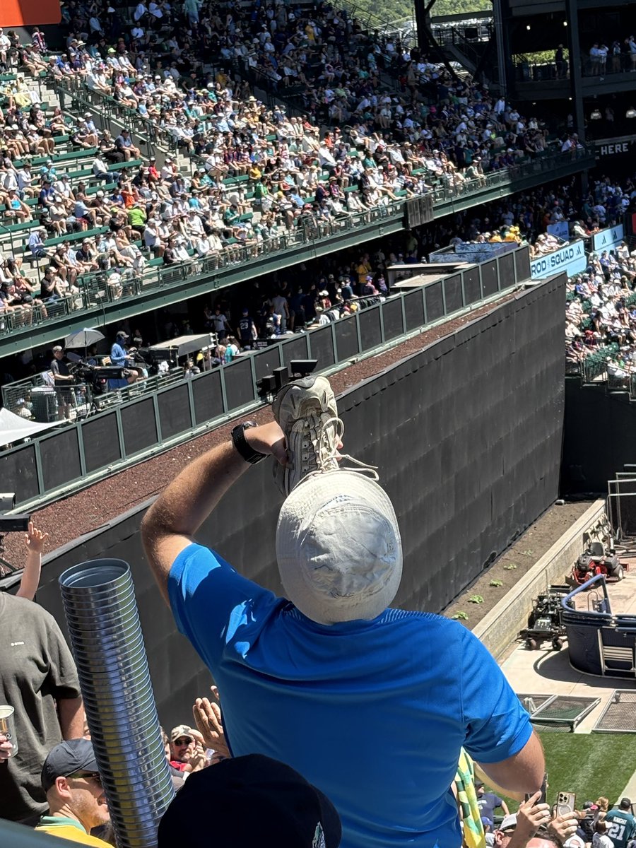 amyseelhoff's tweet photo. @Mariners https://t.co/JI4NavqOG3