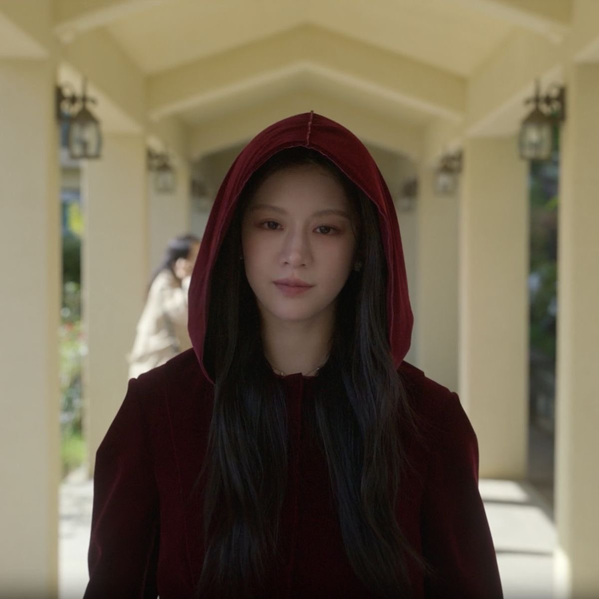 jungiespace's tweet photo. red riding hood &amp; cinderella https://t.co/UBSeUjjuta