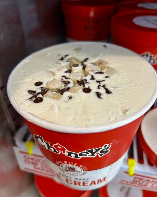 chaneysdairy's tweet photo. Cookie Dough to take home! Check our display freezer for prepacked quarts. We can also pack any available flavor 😍 https://t.co/Z4hSt8JqDw