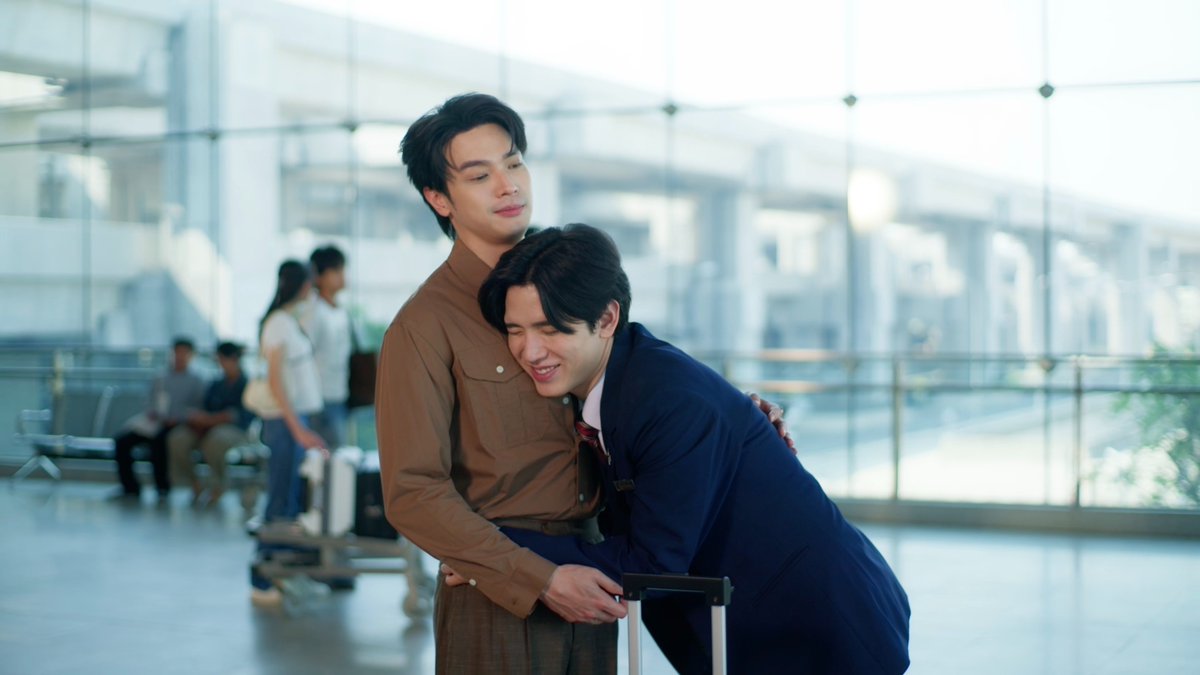GMMTV's tweet photo. เล่นละครเนียน ๆ เลยคับ 

#ADogAndAPlaneEP4
@new_thitipoom @OabnithiW https://t.co/CK5U9hiL3Y