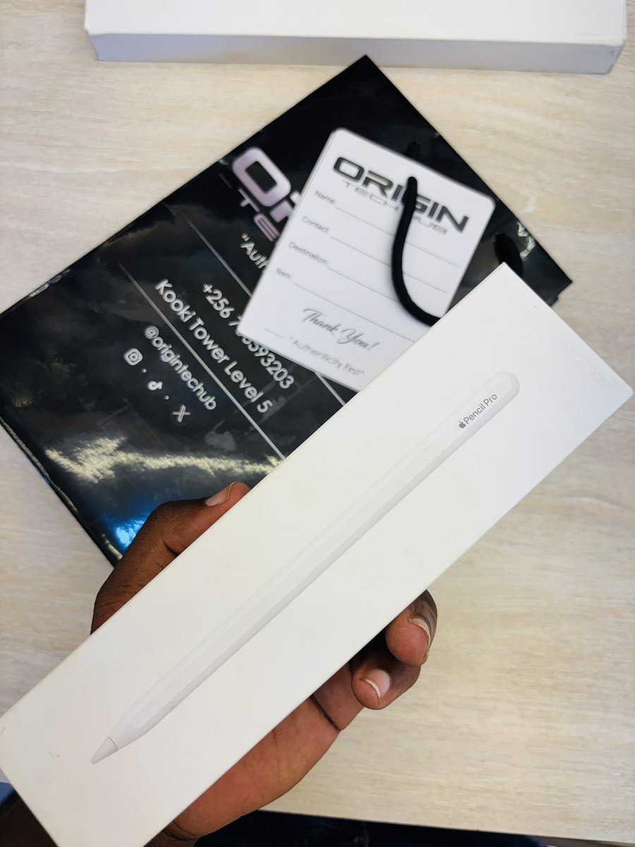 origin_techub's tweet photo. Draw it. Write it. Command it.
The Apple Pencil Pro  - where your ideas stop being thoughts and start being real.
Precision, squeeze, barrel roll. This is not just a stylus. It's your creative upgrade.

DM to get yours today👇
- https://t.co/Jg5LKYIoPA