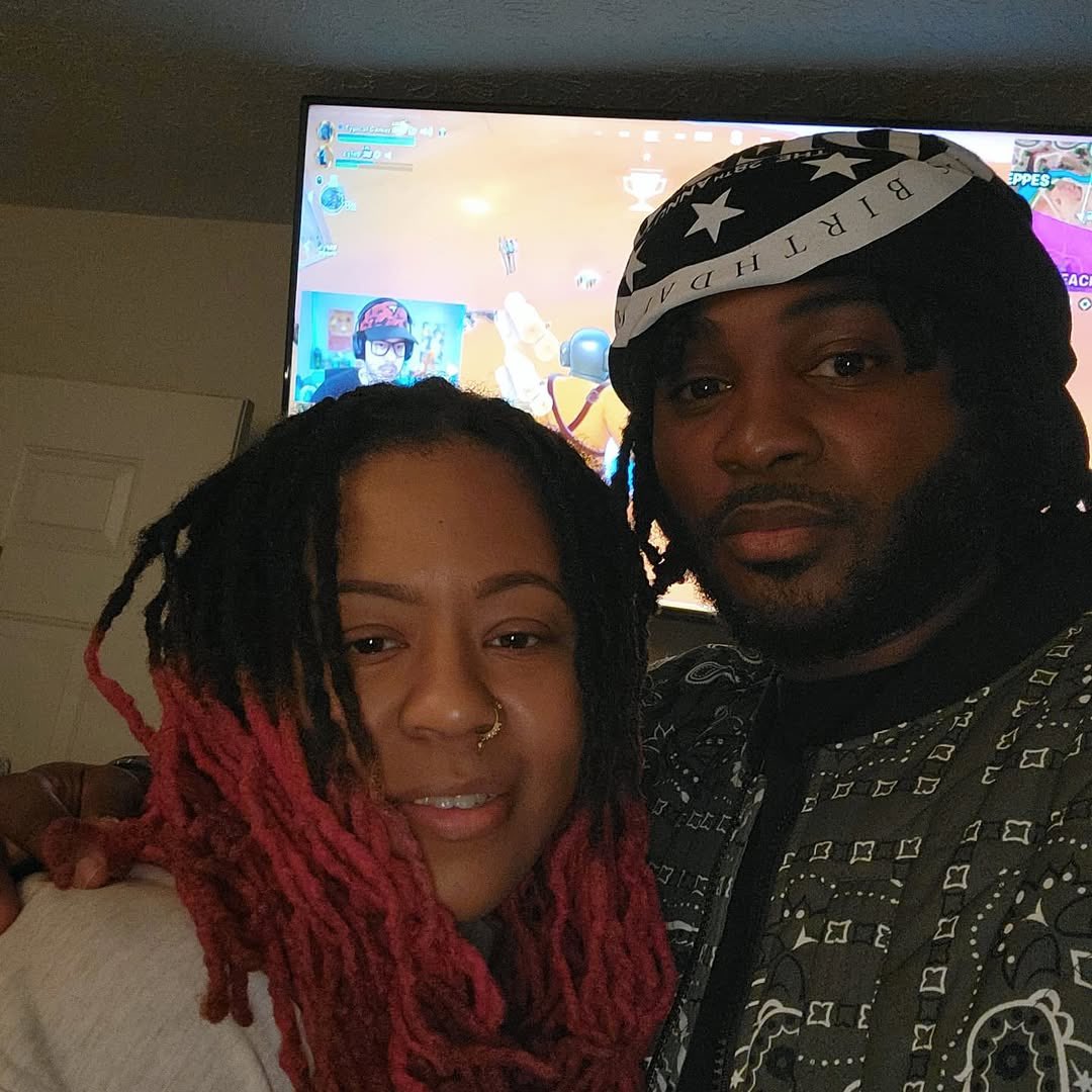 mdm_who's tweet photo. Blood, love, memories… that’s what matters most ❤️
#Family #StayConnected #FamilyVibes #ForeverUs #GoodTimes #Togetherness #Love https://t.co/0ERJWWIhuV
