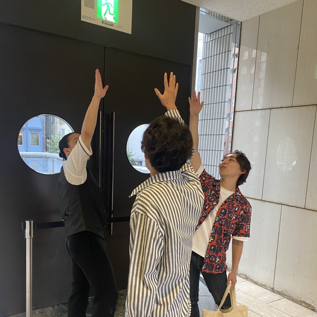 WindlightBro's tweet photo. 【千穐楽】

WLP「at the core ver2.0」、全公演無事に終了いたしました！

ご来場くださった皆様、応援してくださった皆様、本当にありがとうございました。

カフェという距離の近い空間だからこそ生まれた時間、皆様と共有できた景色は、どれも特別なものでした。

作品を支えてくださった共演者、スタッフの皆様、そして会場の皆様にも心より感謝申し上げます。

この作品で出会えたすべてのご縁を胸に、また次の創作へと進んでまいります。

本当にありがとうございました！

是非ご感想等を、#atthecore2
でつぶやいてください！！