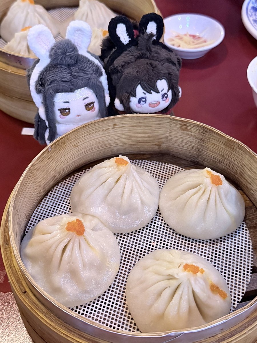 mdzsseh's tweet photo. 일주일 내내 탐라에 보이는 만두를 보고 결국 참지 못했어요😌 https://t.co/xIV3hXJD3a