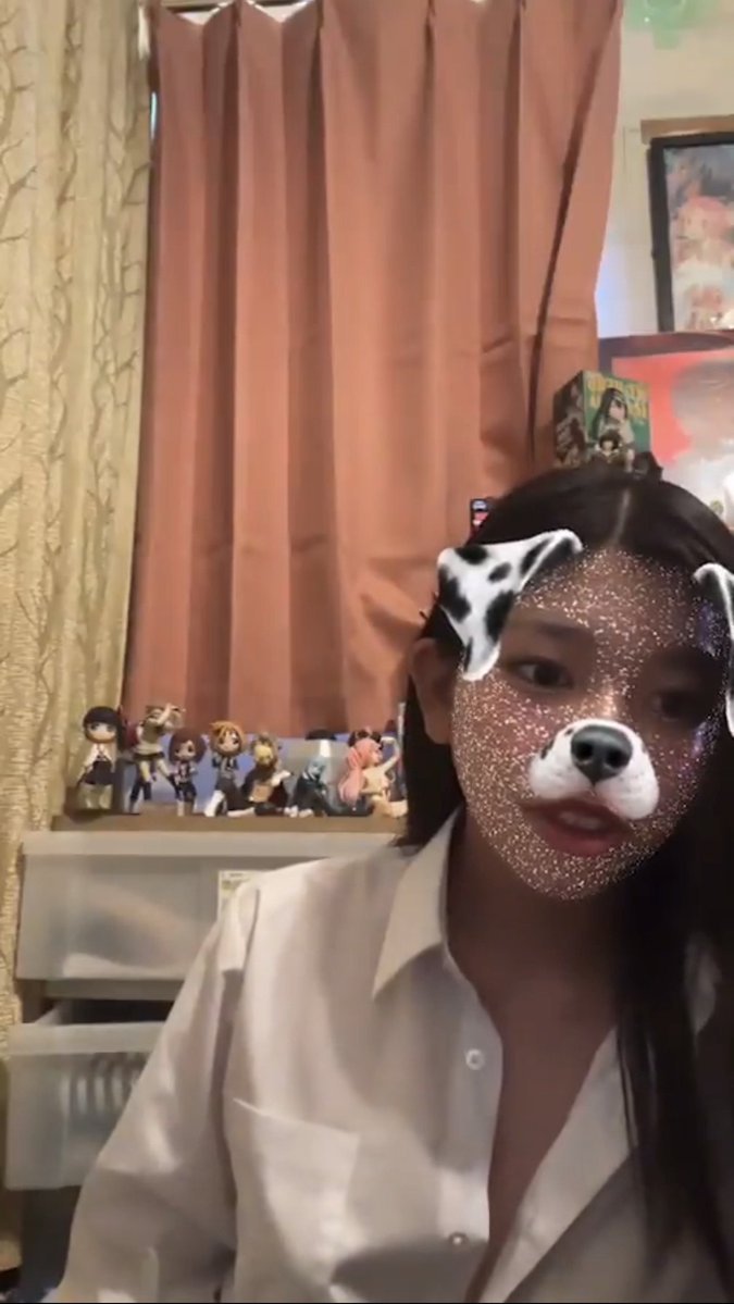 201150ma's tweet photo. この子のフル持ってる人いませんか？ 
友達と江戸配信してるらしい 
誰かリプにお願いします https://t.co/ghh49dRWvl