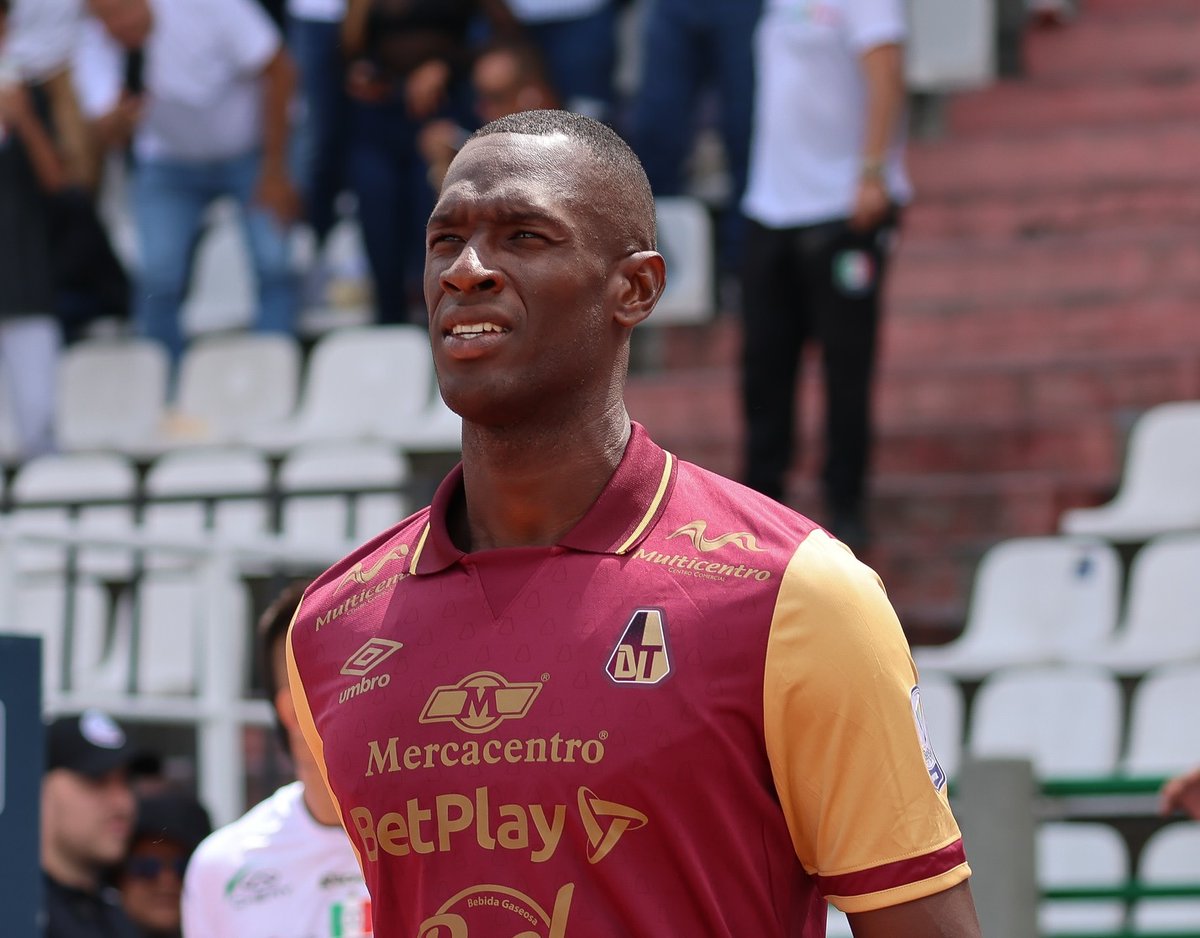Elmerperezza's tweet photo. Es una version en Mexico, Anderson Angulo, Deportes Tolima interesaria al club Leon, estamos en el tema. https://t.co/IYD8hYOzIh