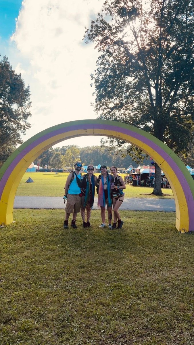 BellBreah's tweet photo. Oh bonnaroo, you were everything we needed 🥹🌈 @Bonnaroo https://t.co/akFqdQx6FN