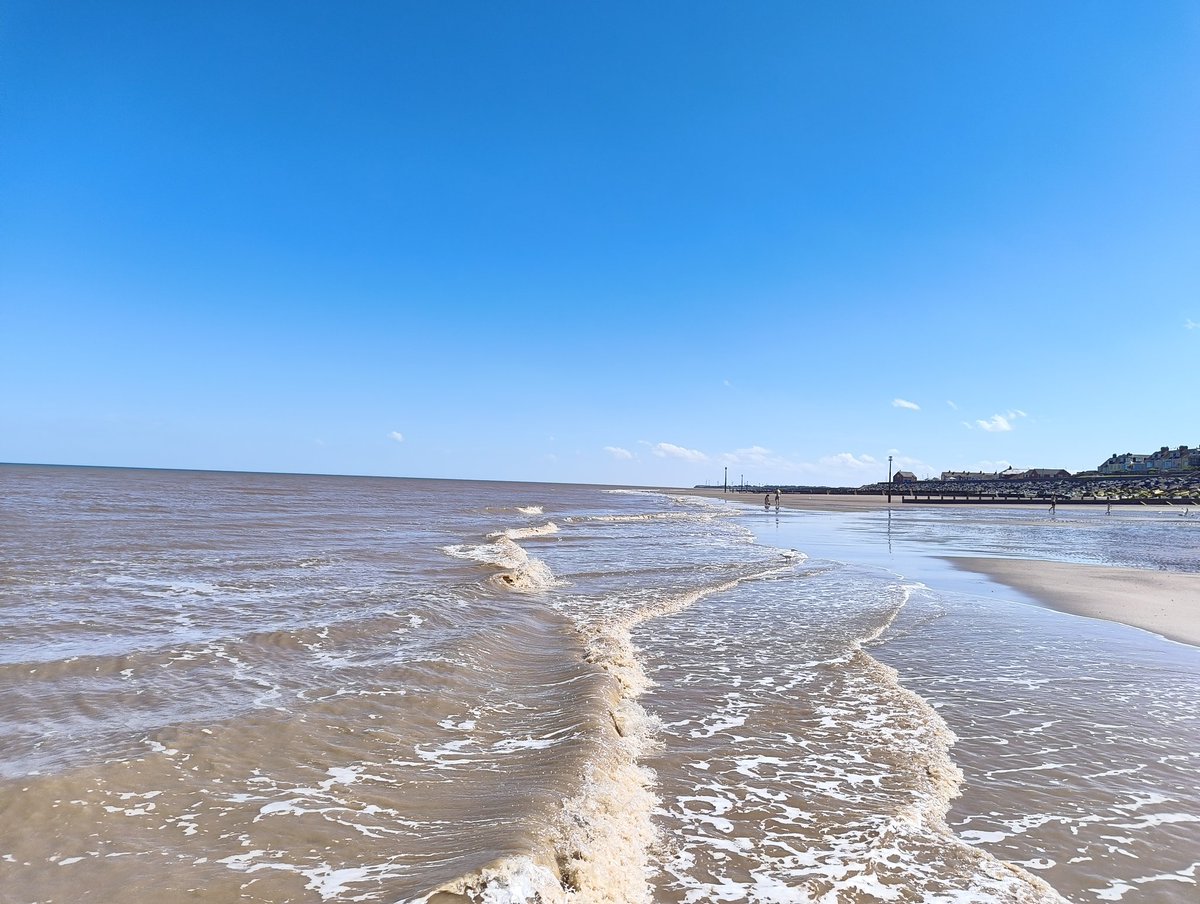 Slartybart42's tweet photo. #withernsea https://t.co/sEj7x4FREr