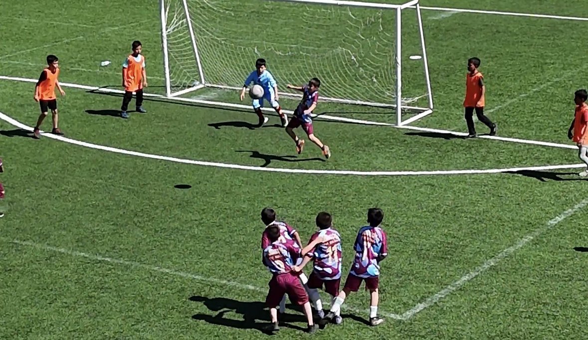 ceritmem46's tweet photo. İlçemizde gerçekleştirilen İlkokullar Arası Erkekler Futbol Turnuvası, centilmence mücadelelere ve büyük heyecana sahne olan karşılaşmaların ardından sona ermiştir. https://t.co/YoF6B6vtaG