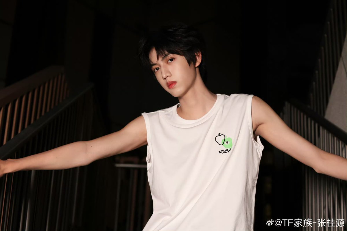 Zhangguiyuanth's tweet photo. #TF家族_张桂源 | WEIBO UPDATE | 2026.06.19

“  ขอให้ปลอดภัย สุขภาพแข็งแรงนะครับ  🍃  “

⭐️ : https://t.co/ExwDfJzzYg

🐕‍🦺 #张桂源 #Zhangguiyuan
#จางกุ้ยหยวน #TF家族 #TFFamily https://t.co/lHT8GEGgAo