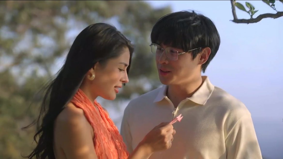 strawberrymcdip's tweet photo. "you are my heart, sari."

MARTSARI FATED BY UNIVERSE
#AZRALPHasMARTSARITheFinale https://t.co/41EuH2vggj
