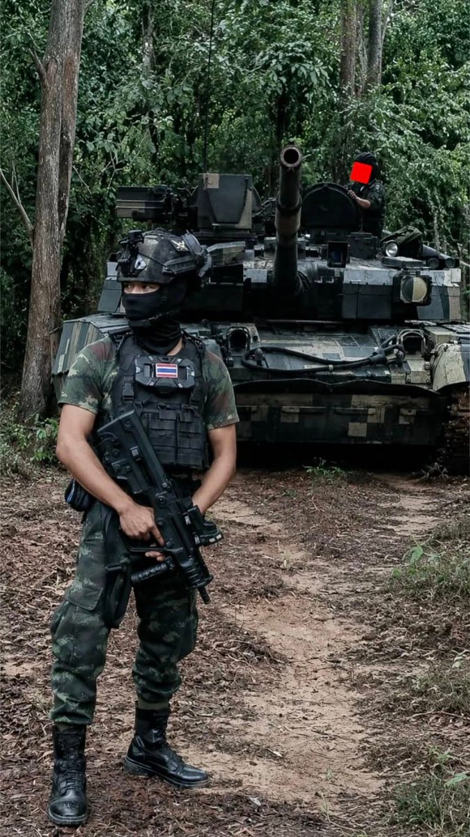 TheDeadDistrict's tweet photo. The crew of a Thai Oplot-T main battle tank is armed with Tavor X95 rifles. The tank is also equipped with dedicated mounting points for storing the rifles inside the vehicle. https://t.co/8g3BehvHKx