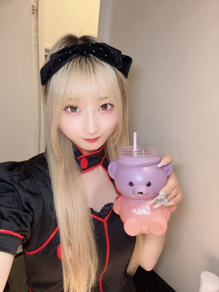 すず@BLACK HONEY tweet media