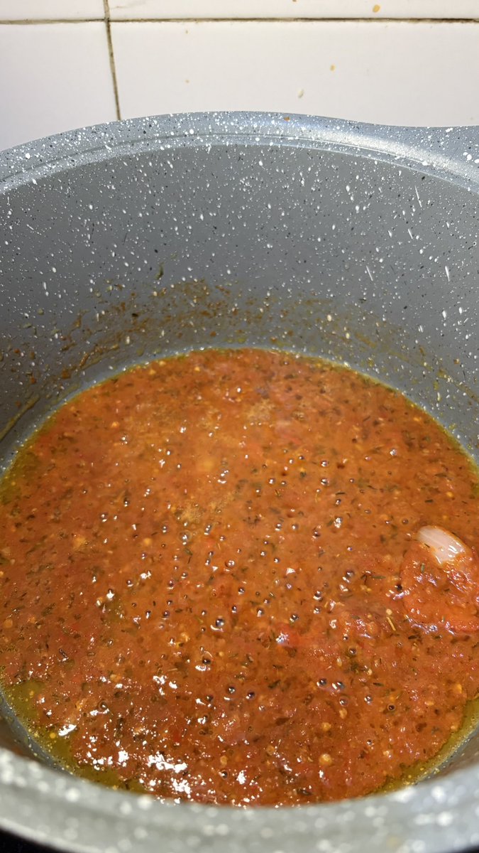 sholss__'s tweet photo. Peppered chicken is one of the best ways to eat chicken. Agreed?🤭 https://t.co/vzPVU8ZOw4