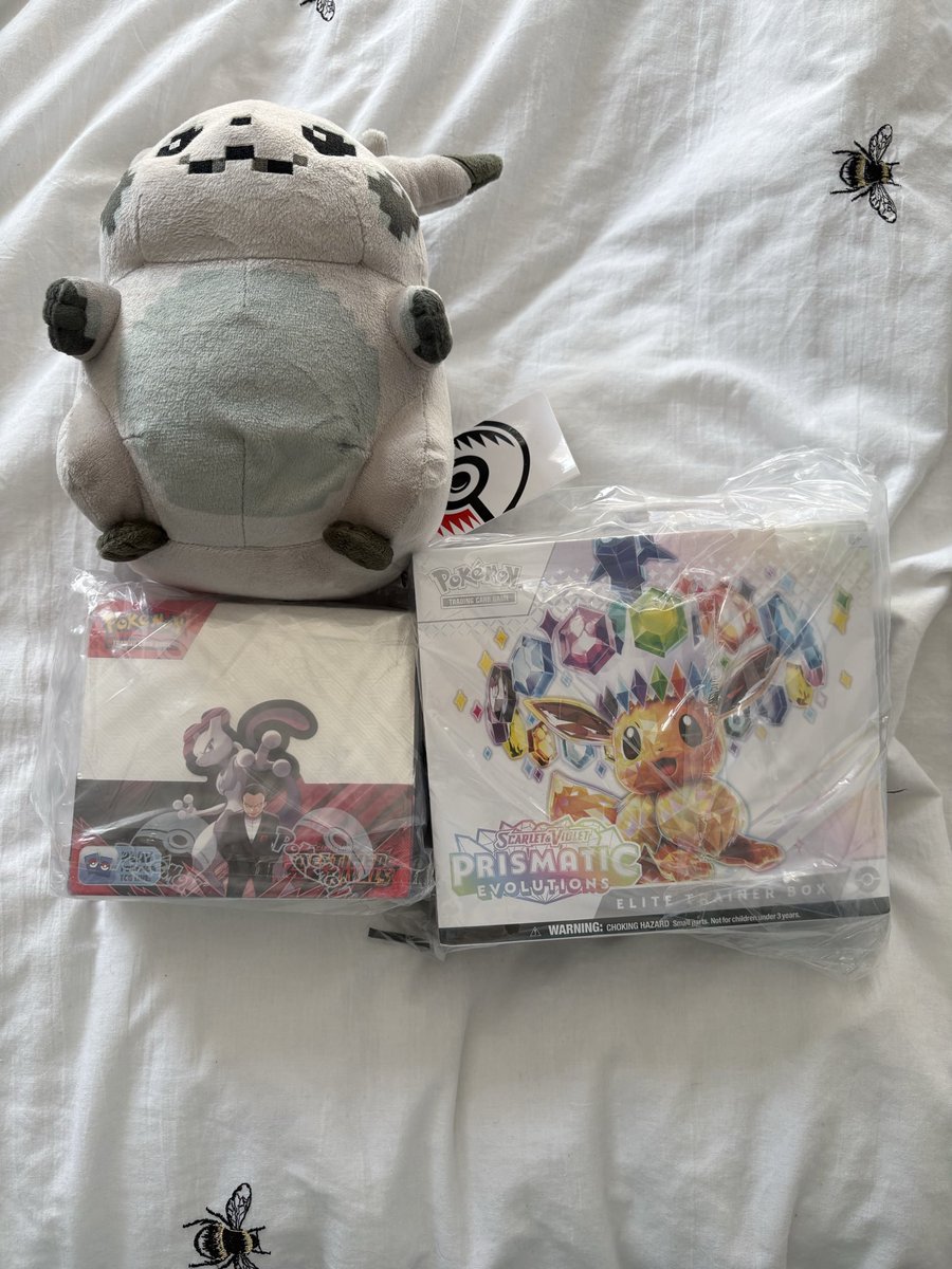 Pokémon Deals, Stock & News UK tweet media