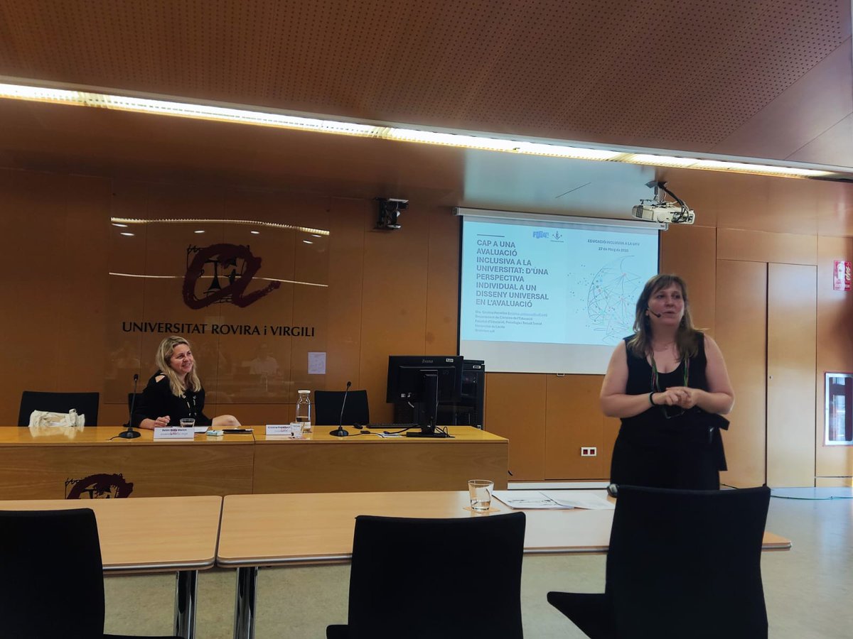 competecs's tweet photo. El 27 de maig, Cristina Petreñas va realitzar la conferència convidada "Cap a una avaluació inclusiva a la universitat: d'una perspectiva individual a un Disseny Universal en l'Avaluació" en el marc de la Jornada Educació Inclusiva a la Universitat Rovira i Virgili. https://t.co/DgrVqRJvll