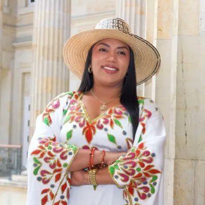 alfonso_river2's tweet photo. ¿Hasta cuándo se usará el aparato judicial para hacer campaña sucia? Respete la investidura y los derechos políticos de la Senadora Martha Peralta https://t.co/oDJgWQRRRT