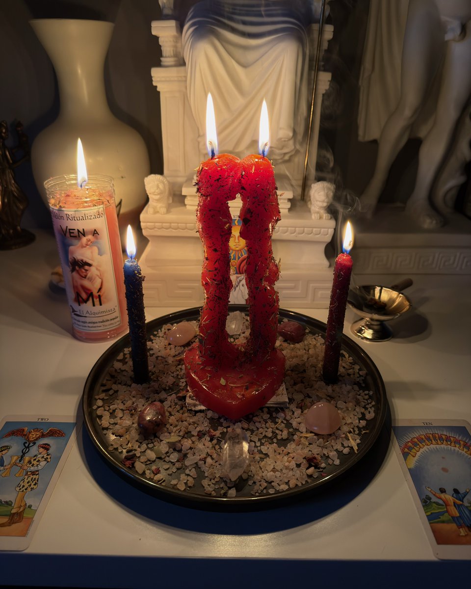 PisceanCraft's tweet photo. Reconciliation Spell for a Client | #witchesofinstagram #witchcraft #lovespell #spellwork #candlemagic #spells #witch https://t.co/7CdO5dRN2d