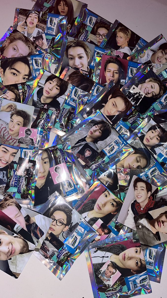 chewbaccary's tweet photo. YOKK DIABISIN LANGSUNG MY FREEBIES😭😭

Ntar jam dan lok nya nyusul yawww
#coer #allobankcortis #freebies #allobank #cortis https://t.co/96e2rJuwtO
