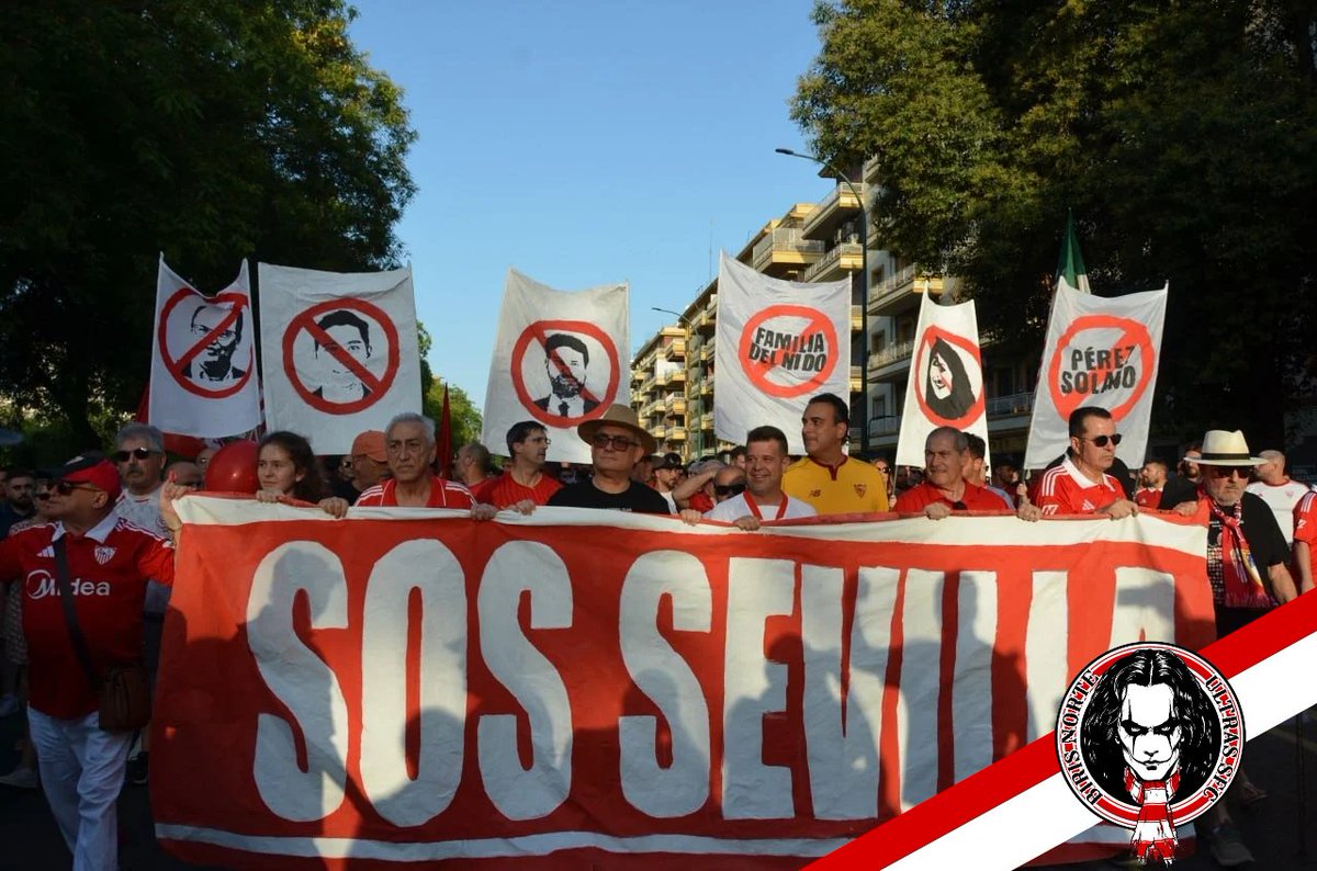birisoficial's tweet photo. ¡EL SEVILLA SOMOS NOSOTROS!

Aquí os dejamos un hilo con algunas fotos de la manifestación de ayer. 

1/5 https://t.co/T1u4XpClyO