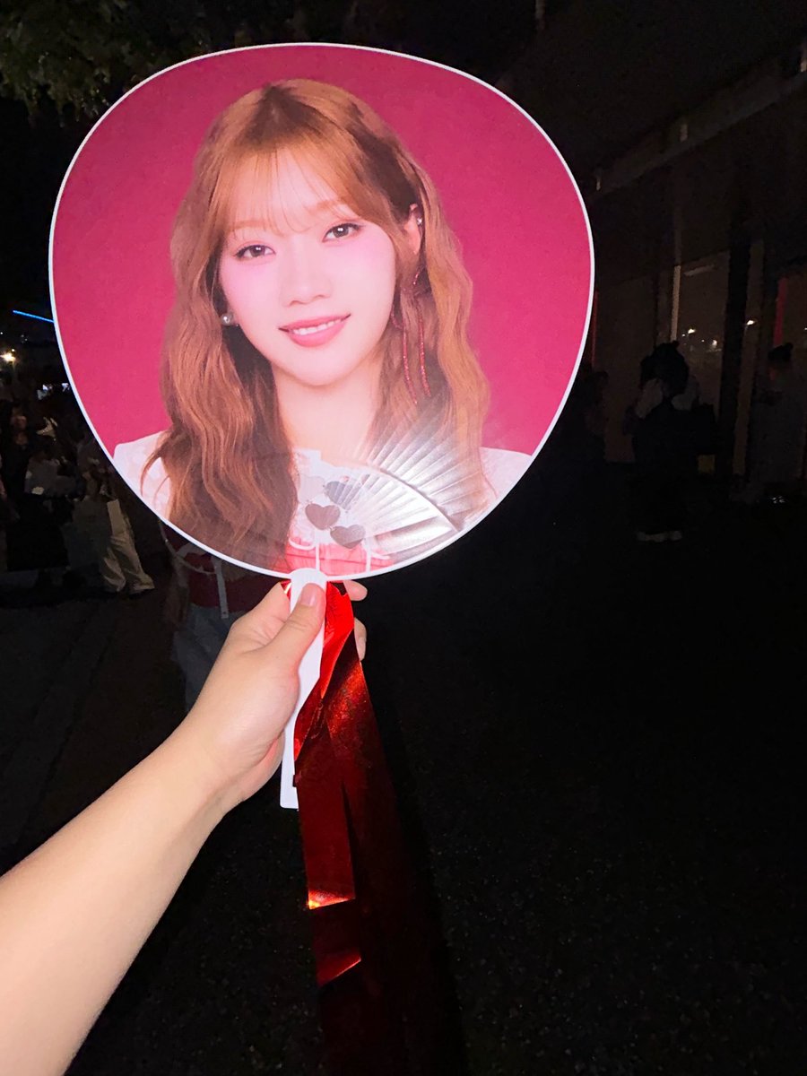 _96ange1's tweet photo. 最高のライブでした！IS:SUE2周年おめでとう！ツアーもたのしみ❤️‍🔥
#Happy_2ndAnniv_ISSUE
#4hearts重なるISSUE2周年 https://t.co/jUyvp5yvAJ