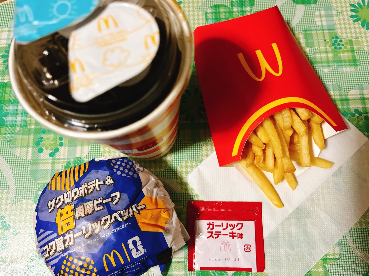 Pinomin0's tweet photo. 昨日ぶりに食べる https://t.co/TtvpE6eOZX