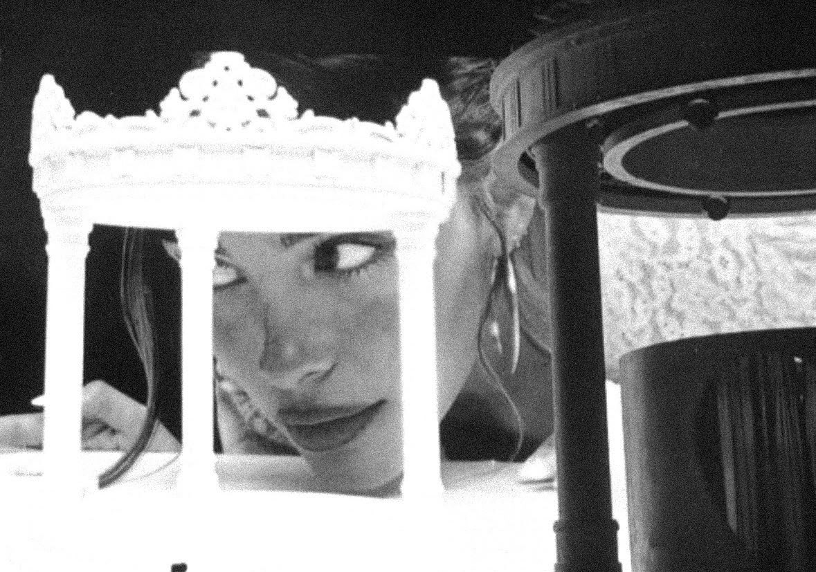 cammspinnin's tweet photo. locket tour 𓂃 visuals edition ｡.°ஐ https://t.co/EBPpKo1dDR