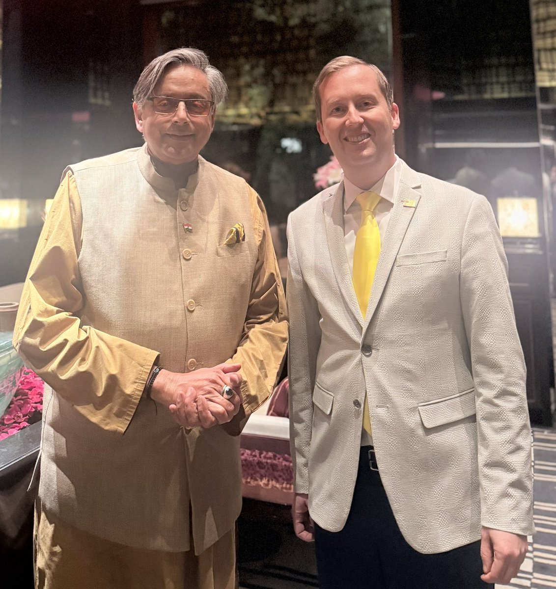 Shashi Tharoor tweet media