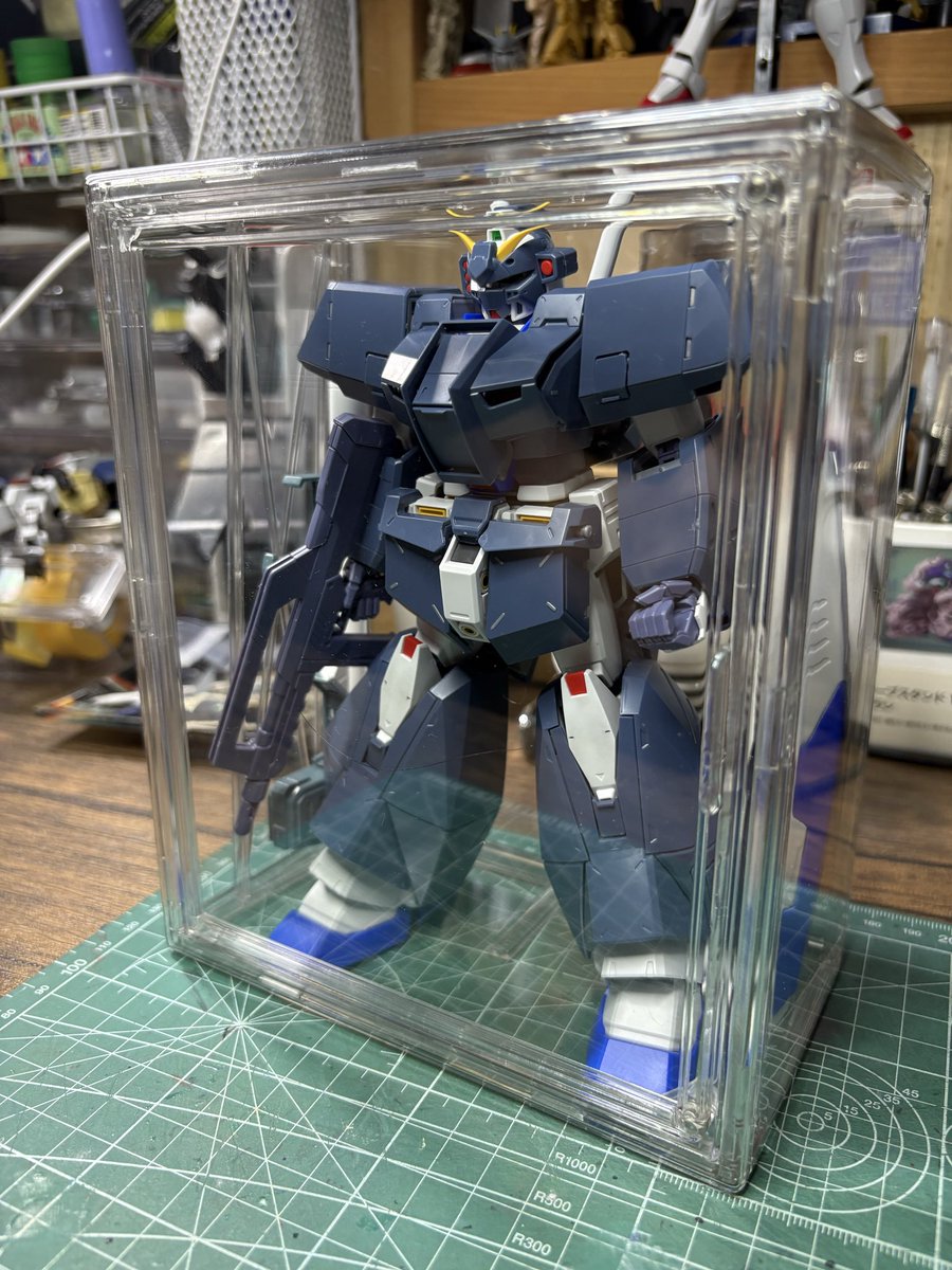 7_cbo's tweet photo. デビルガンダム仮組みしました。

元々が古いキットなので、1時間も掛からず組めました。
ただクリアパーツなので、はめ込みが硬かったです。

初代は主に水星キットと旧グスタフで作ったので、二代目は何とミキシングしようかな。

あと、百均でお一人様ケースがありました。

#ガンプラ https://t.co/Ei5E022VKQ