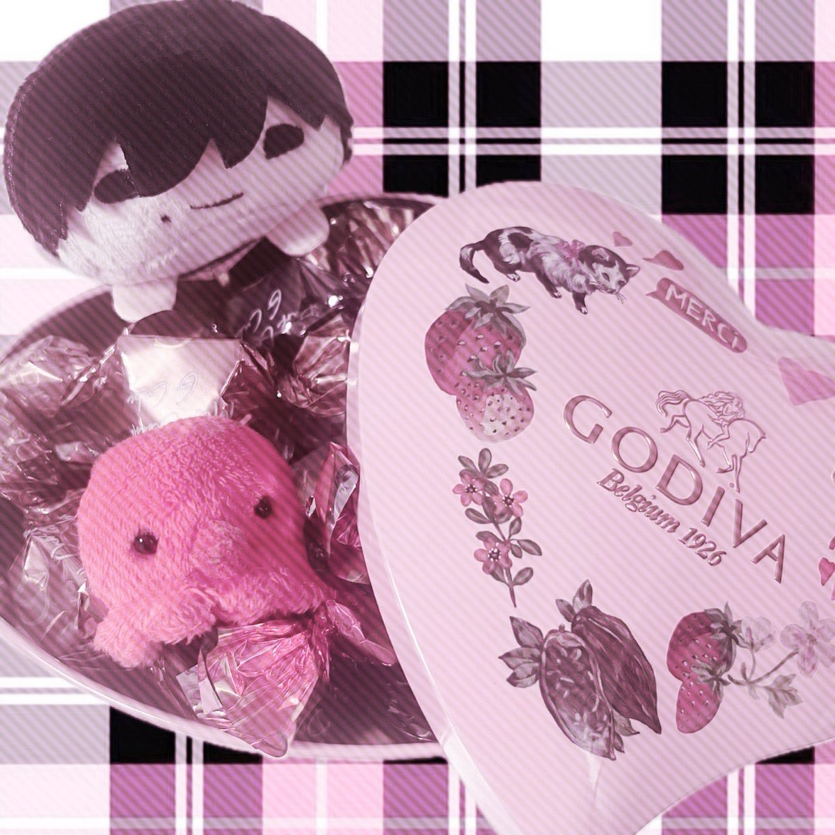 3yBam's tweet photo. きもいからあとで消す( ߹ㅁ߹)吉田のぬい出る前はタコのぬい持ち歩いてたし吉田とおそろいの6連開けてた( ߹ㅁ߹)グッズも子ガキなりに頑張って買ってたチェ自体大好きだからコラボ系とか原作絵グッズ買い漁ってた( ߹ㅁ߹)やっと動いてくれるのほんとに嬉しい( ߹ㅁ߹) https://t.co/aPdA1q1cnU